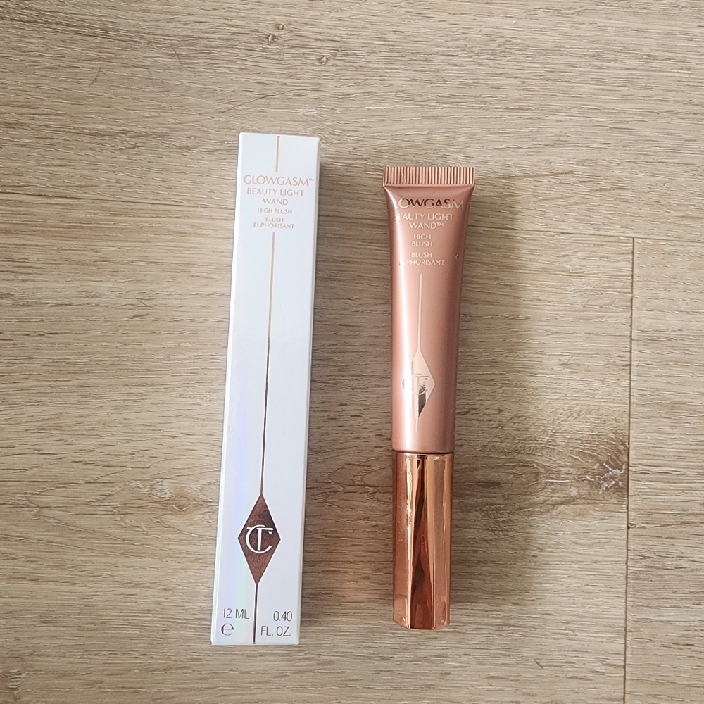 Charlotte Tilbury Beauty Light Wand Blush Pinkgasm